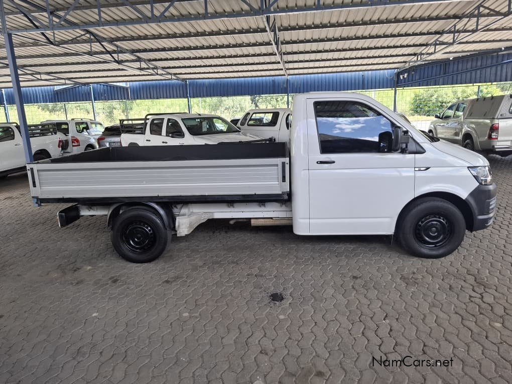 2016 Volkswagen Transporter photo 1