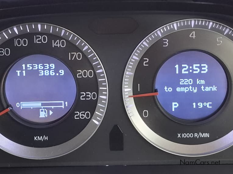 2010 Volvo XC60 photo 10