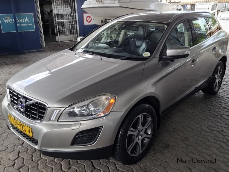 2010 Volvo XC60 photo 4