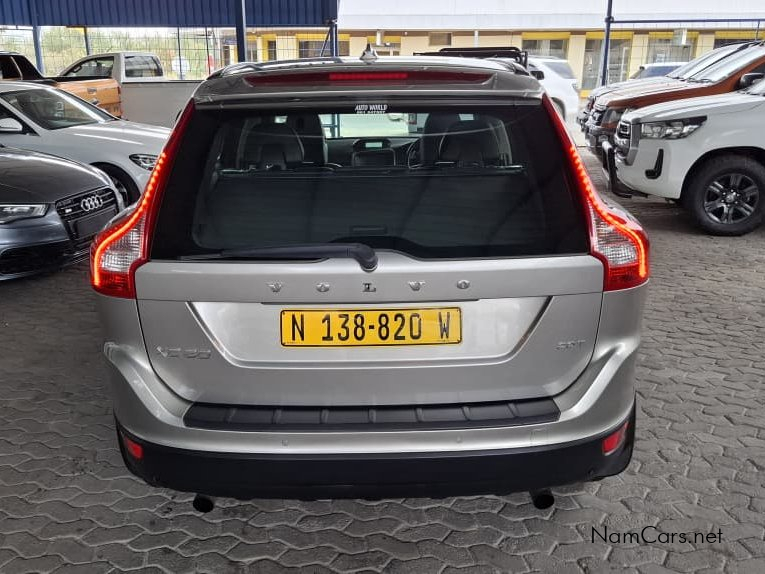 2010 Volvo XC60 photo 6