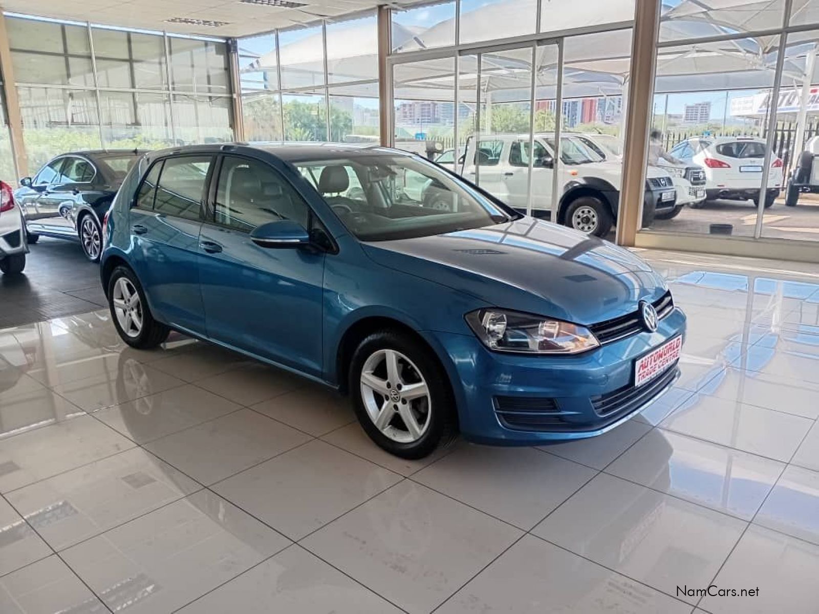 2015 Volkswagen Golf photo 1