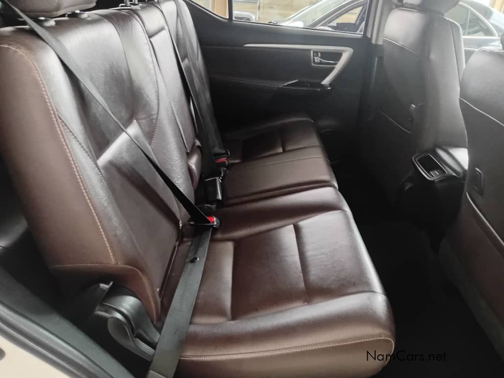 2017 Toyota Fortuner photo 12