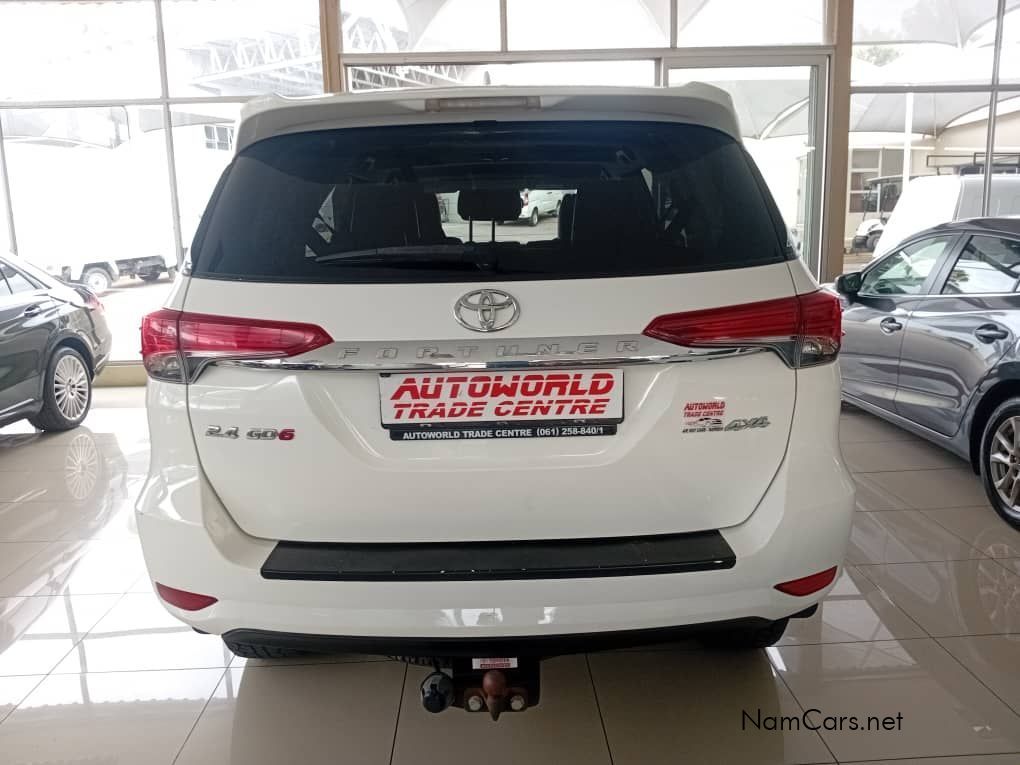 2017 Toyota Fortuner photo 6