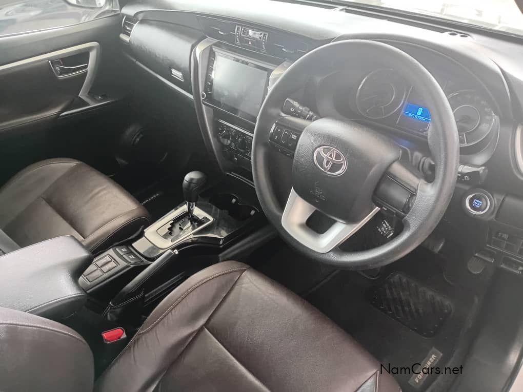 2017 Toyota Fortuner photo 8