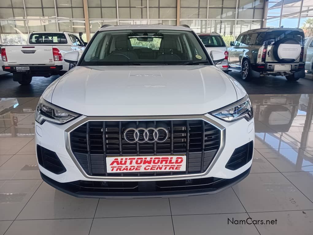 2025 Audi Q3 photo 2
