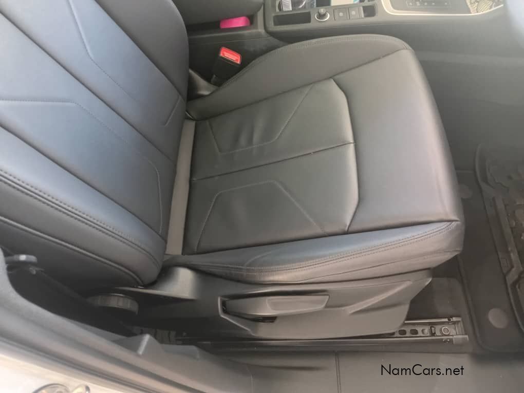 2025 Audi Q3 photo 9