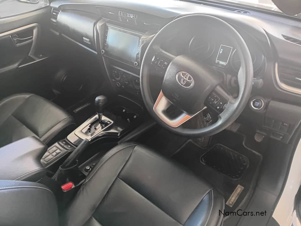 2025 Toyota Fortuner photo 10