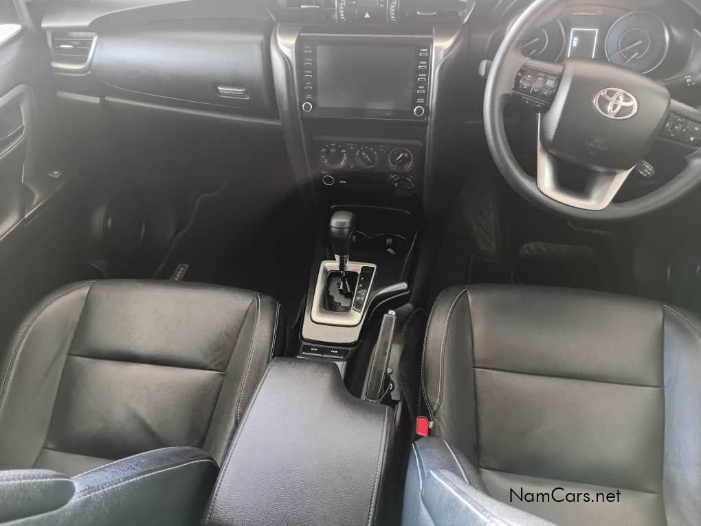 2025 Toyota Fortuner photo 8