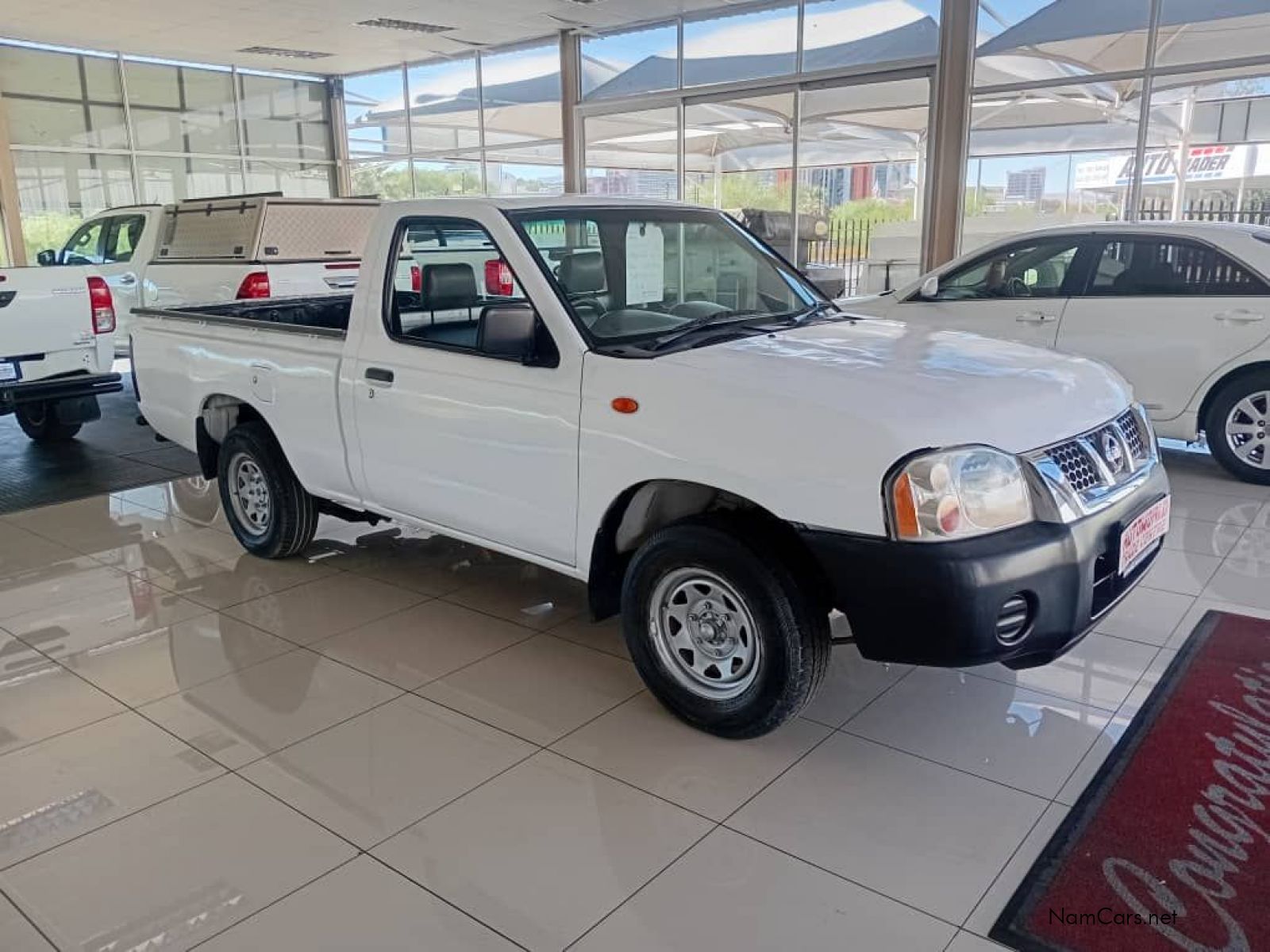 2012 Nissan NP300 photo 1