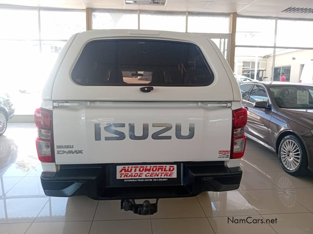 2023 Isuzu D-MAX photo 5