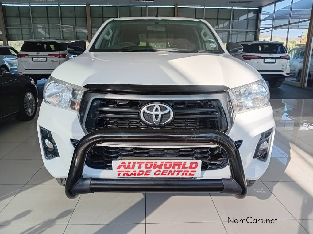 2020 Toyota Hilux photo 2