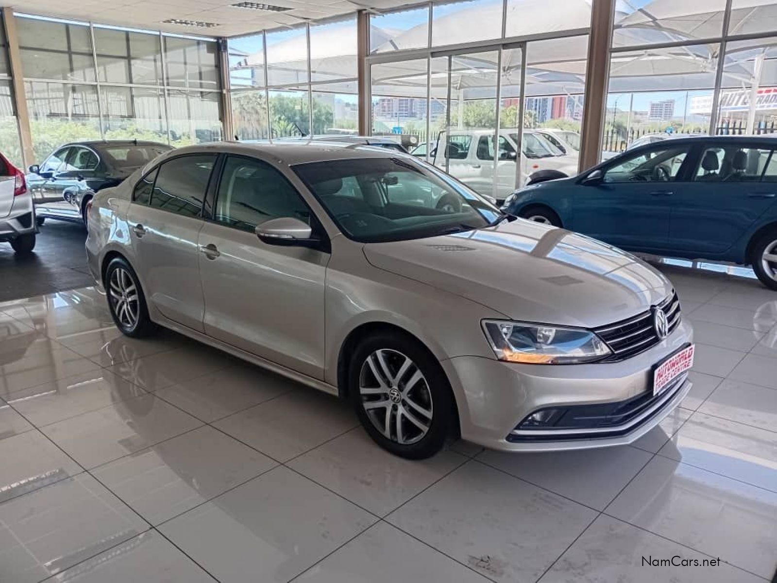 2015 Volkswagen Jetta photo 1