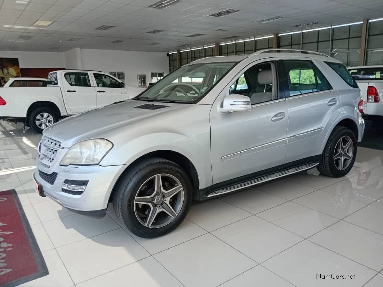 2012 Mercedes-Benz M Class photo 3