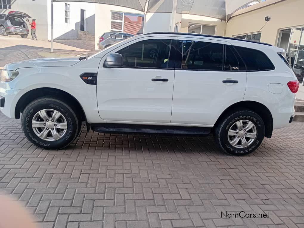 2018 Ford Everest photo 4