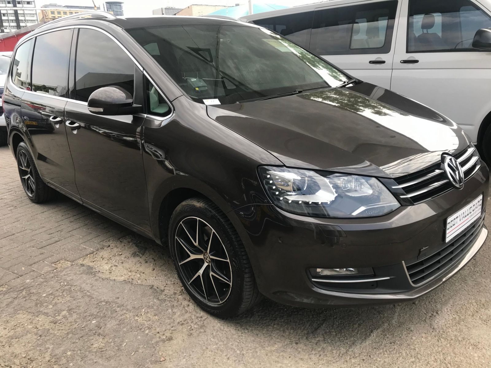 2015 Volkswagen Sharan photo 1