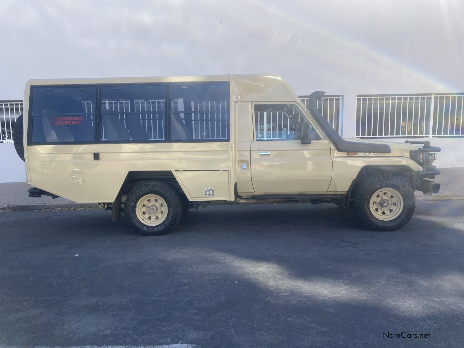 2008 Toyota Land Cruiser photo 1