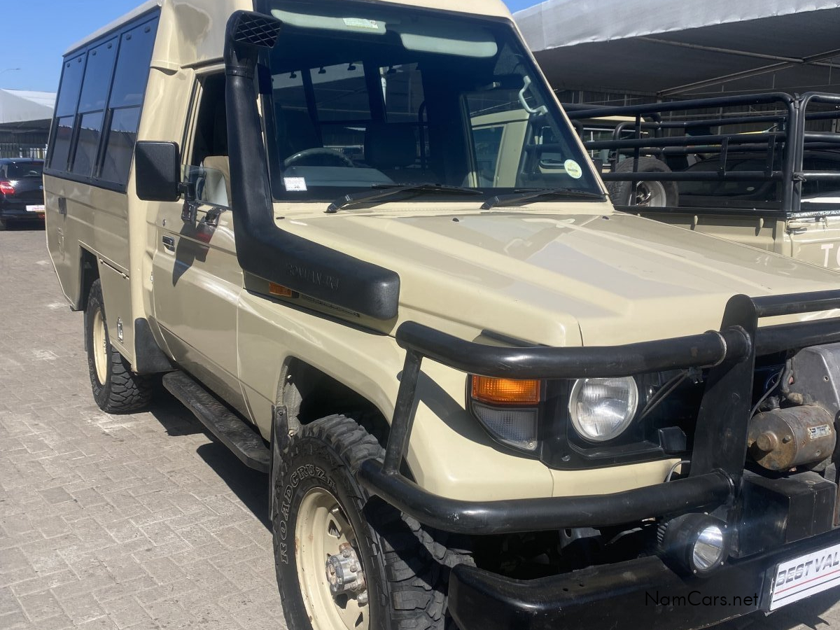 2008 Toyota Land Cruiser photo 7