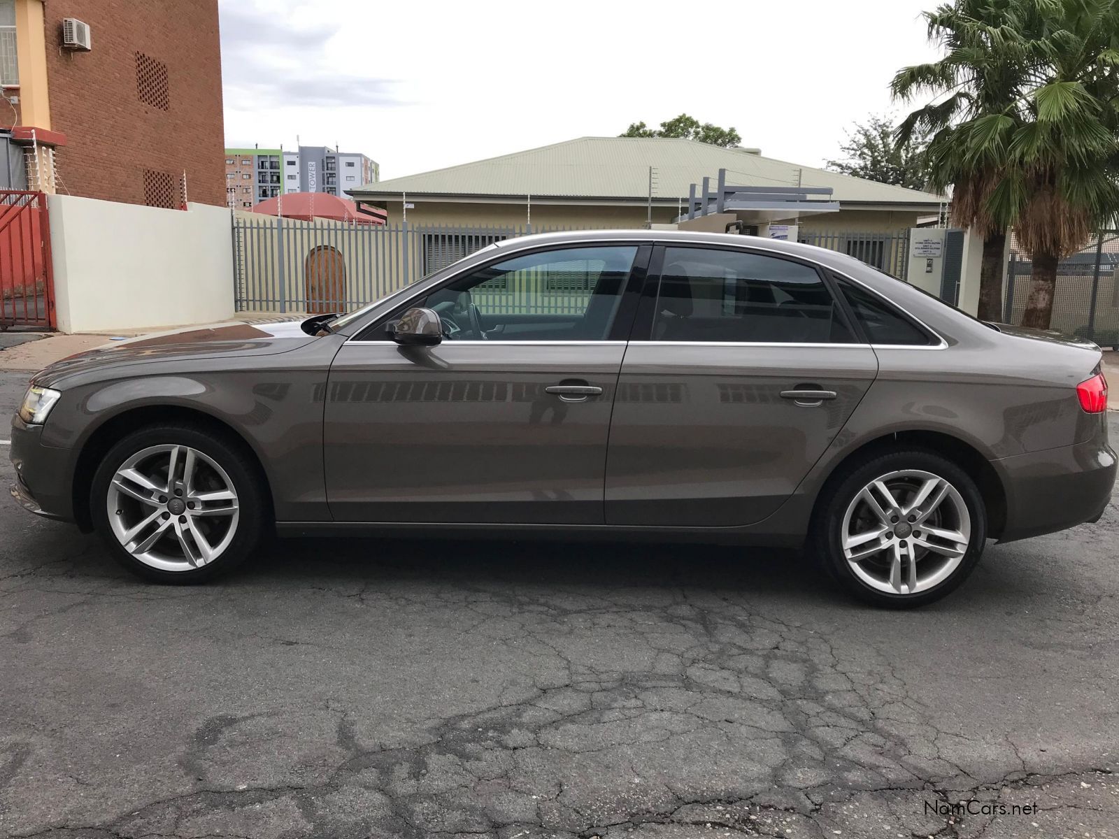 2015 Audi A4 photo 3