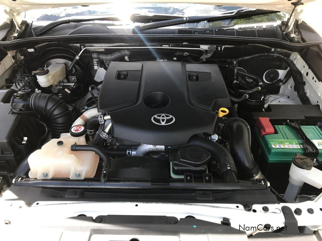 2022 Toyota Fortuner photo 12