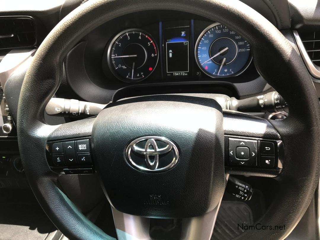 2022 Toyota Fortuner photo 7