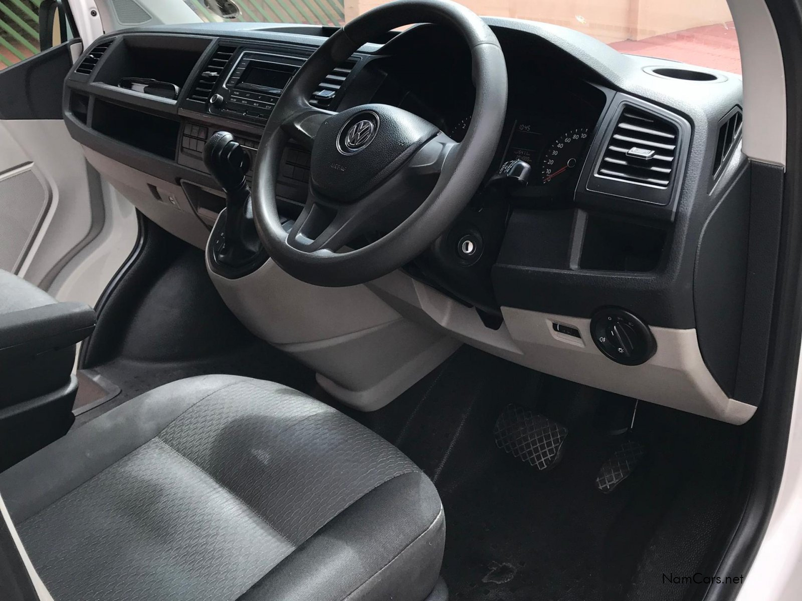 2018 Volkswagen Kombi photo 10