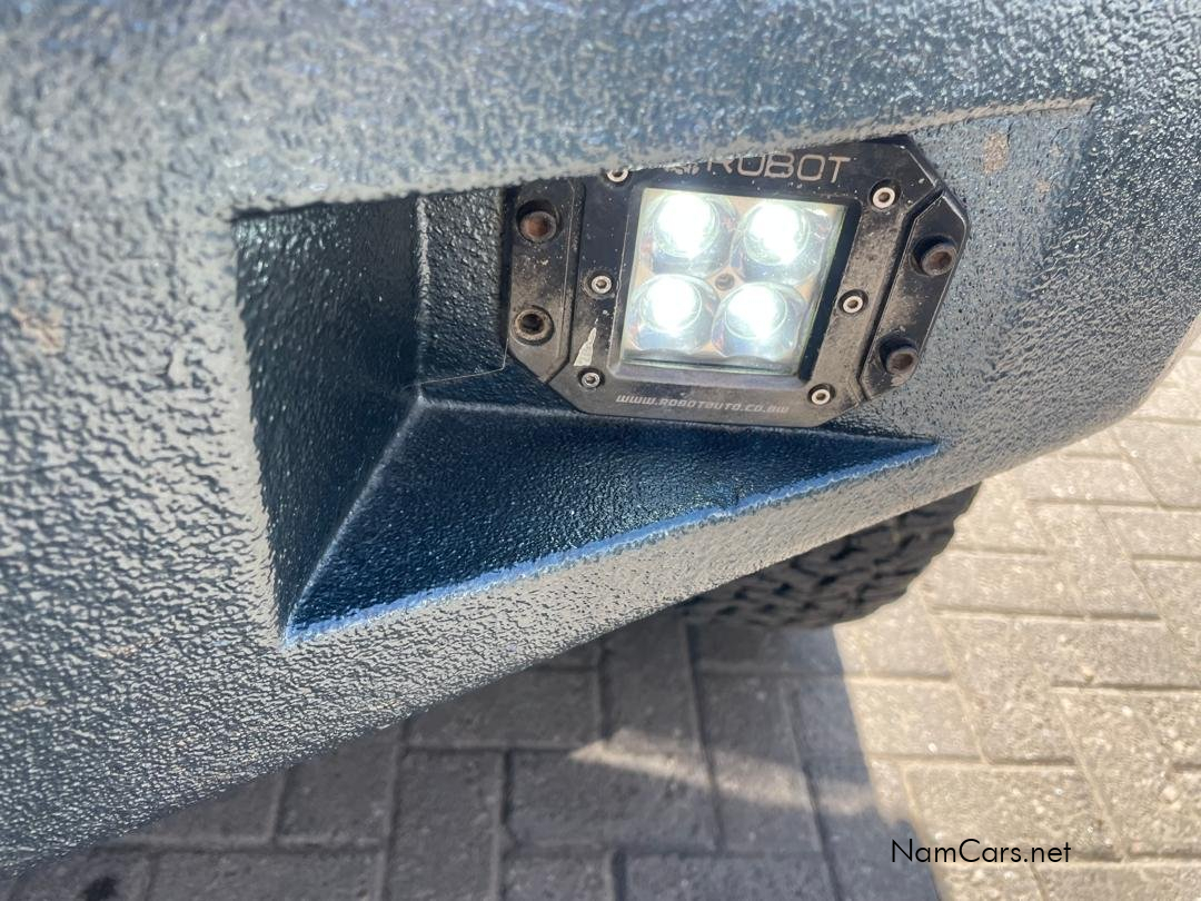 2018 Toyota Land Cruiser photo 18
