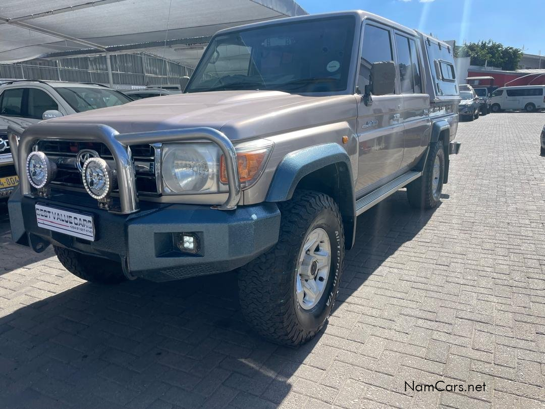 2018 Toyota Land Cruiser photo 4