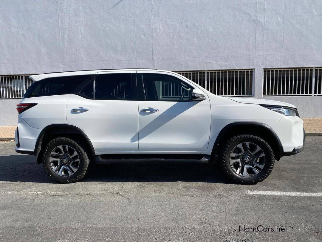 2023 Toyota Fortuner photo 5