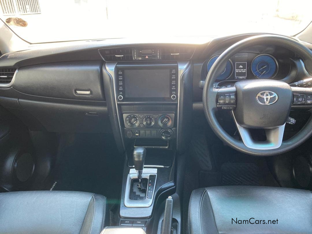 2023 Toyota Fortuner photo 8