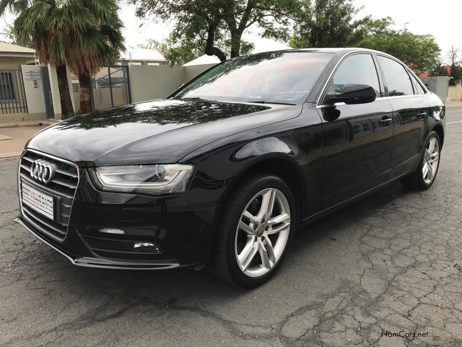 2015 Audi A4 photo 3