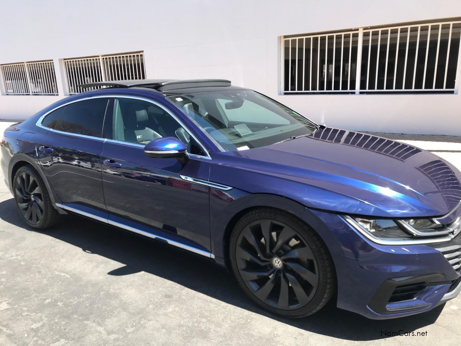 2018 Volkswagen Arteon photo 3