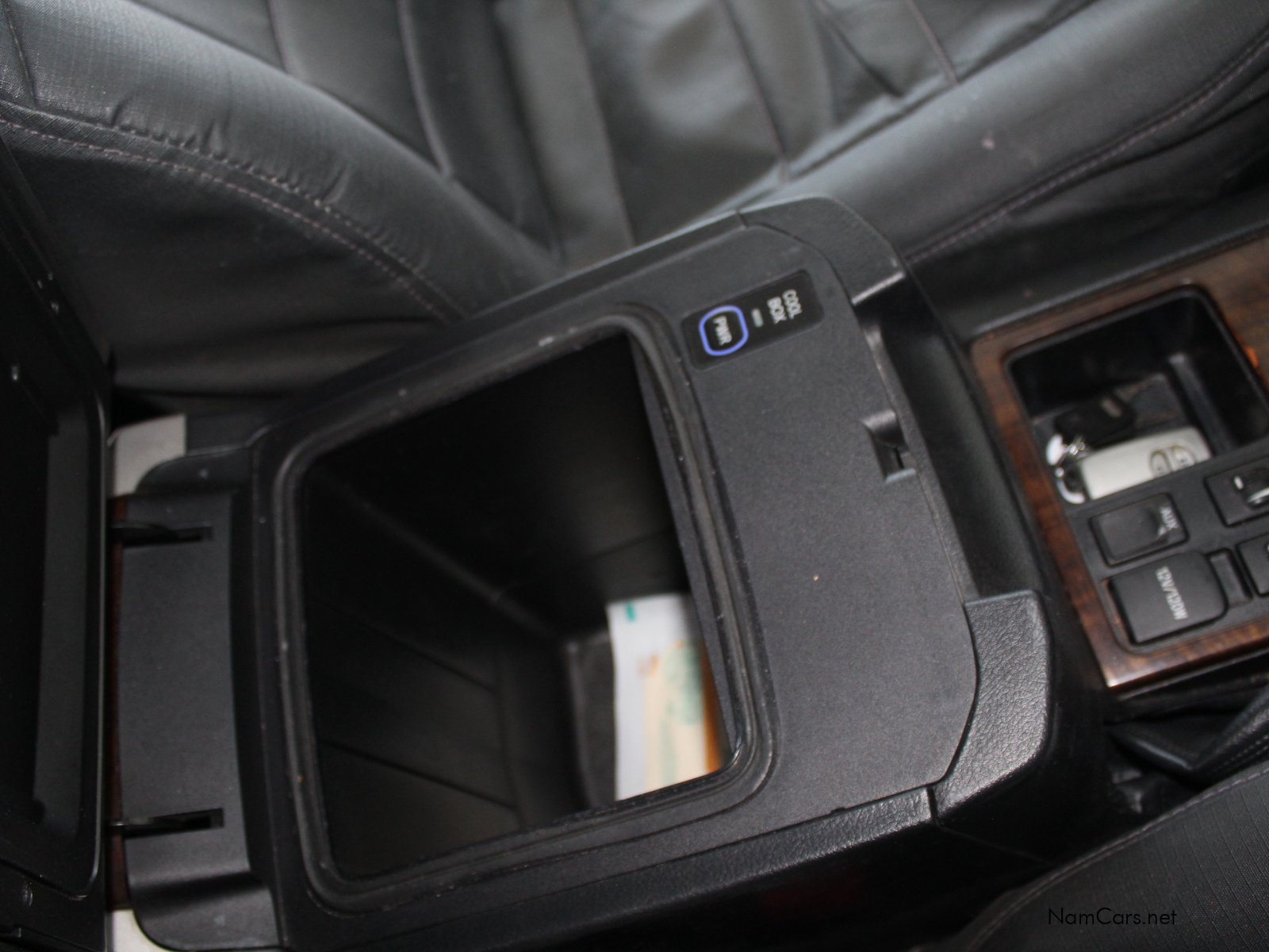 2011 Toyota Prado photo 16