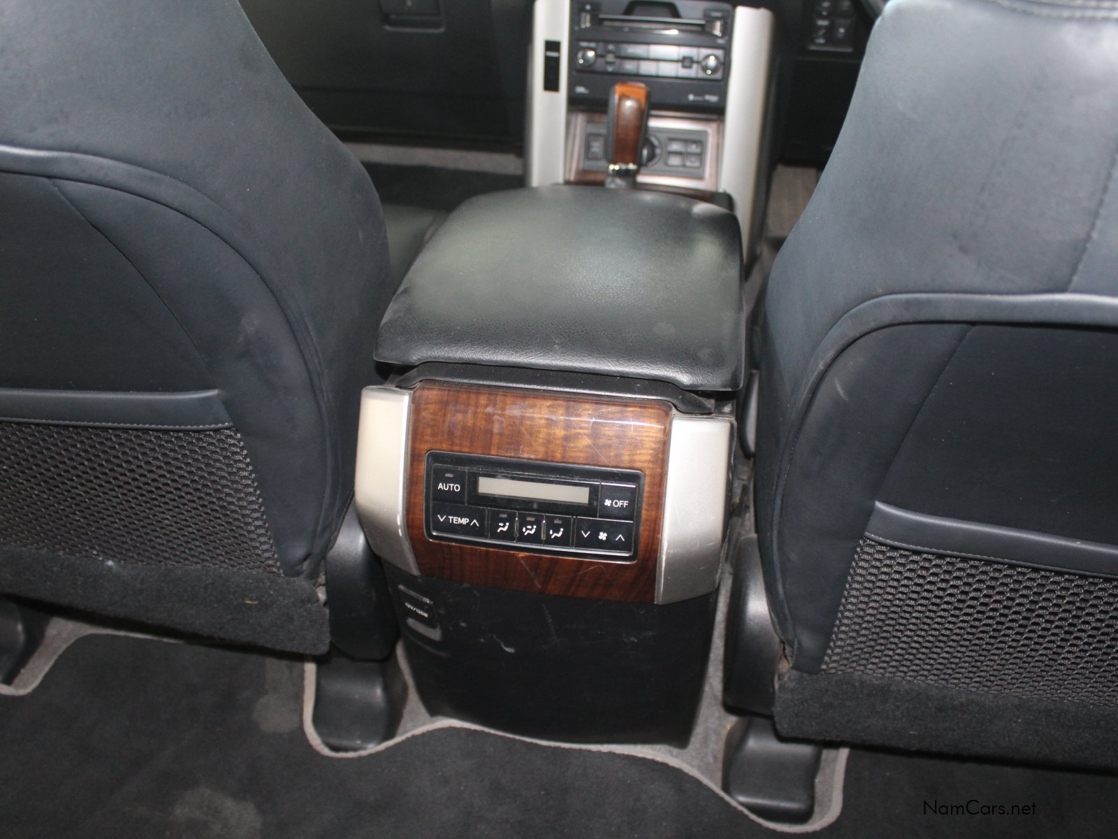 2011 Toyota Prado photo 23