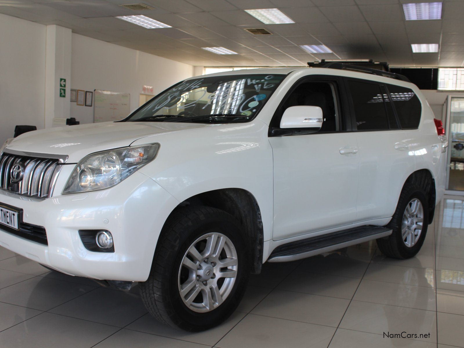 2011 Toyota Prado photo 3
