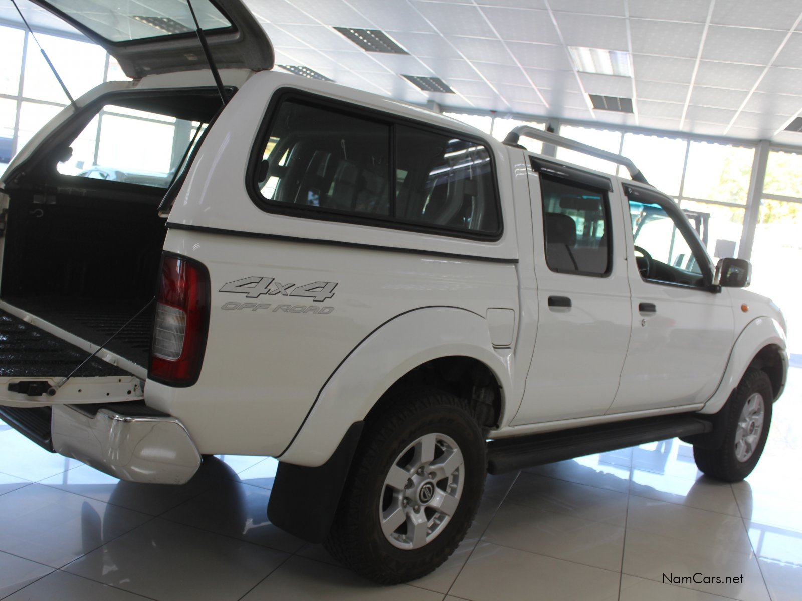 2020 Nissan NP300 photo 6