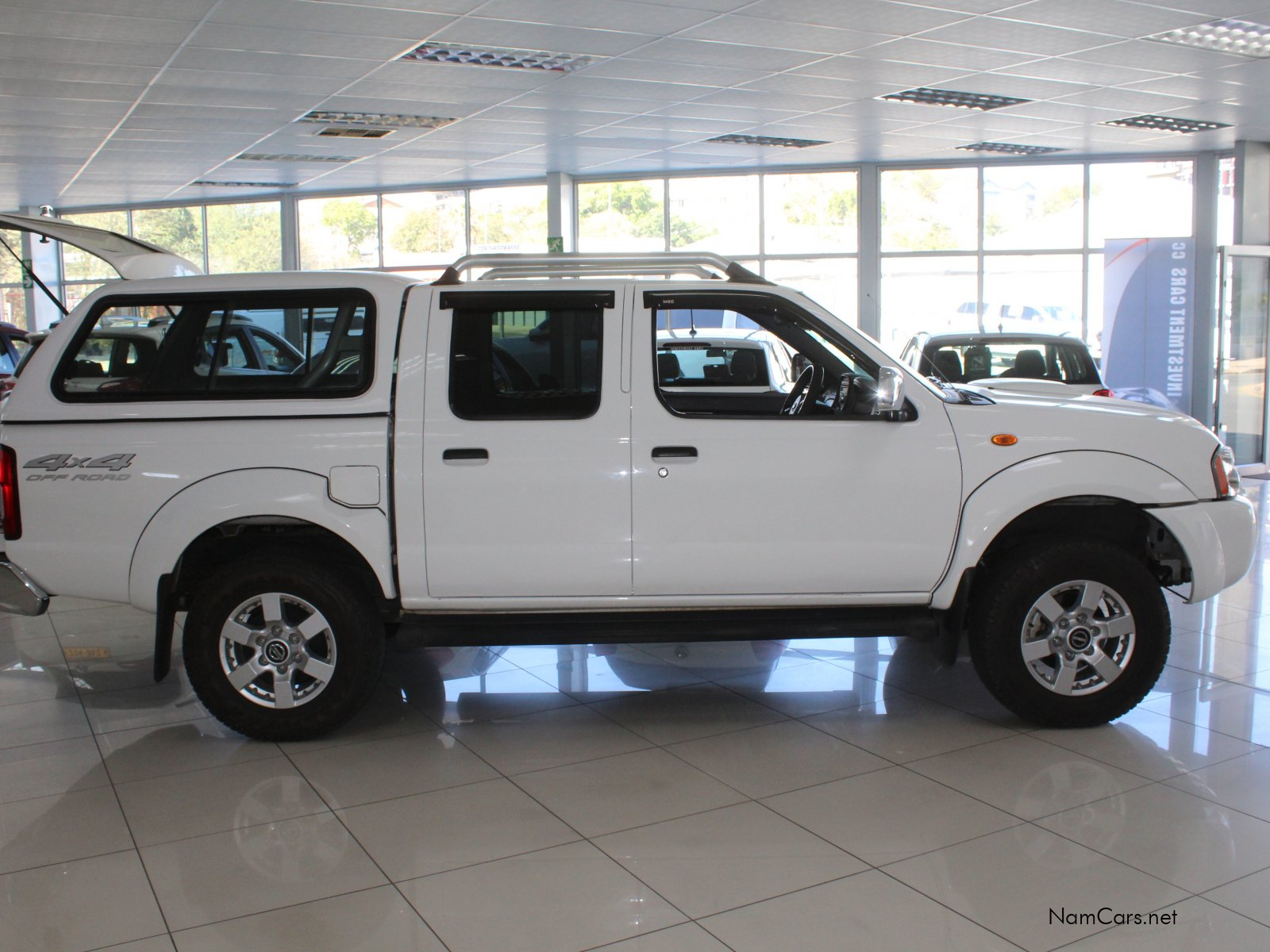 2020 Nissan NP300 photo 7