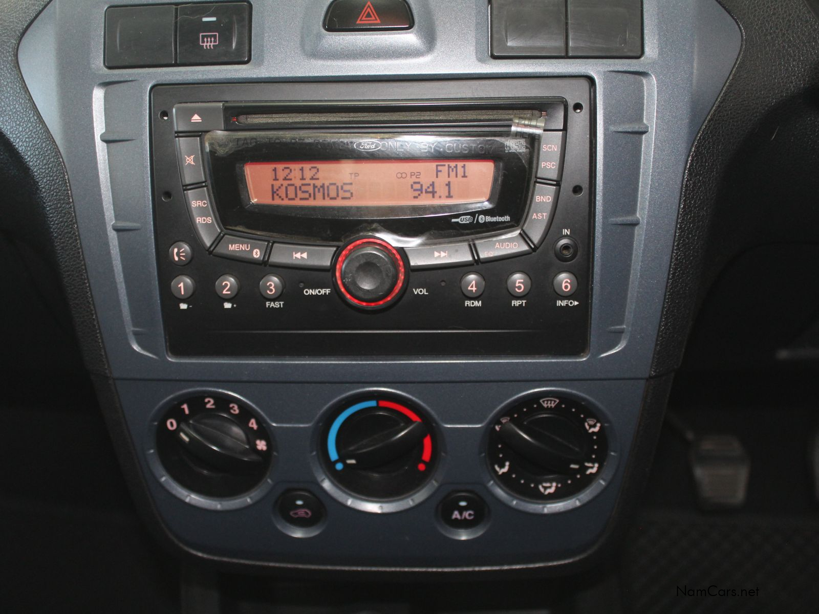 2014 Ford Figo photo 14