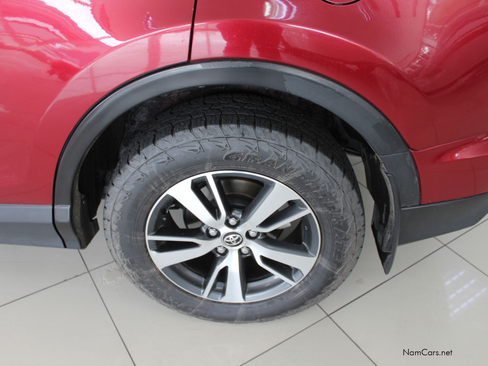 2018 Toyota Rav4 photo 16