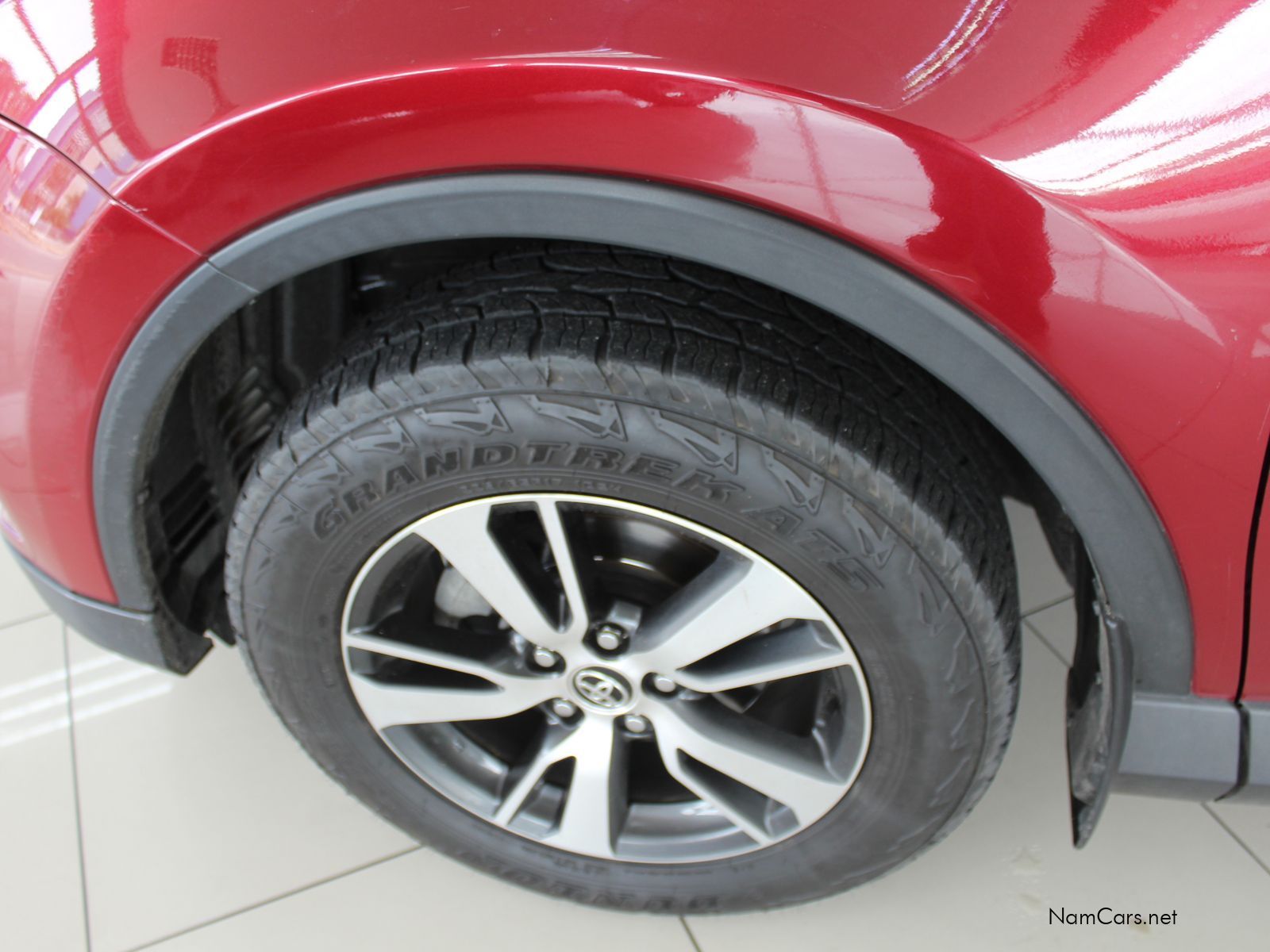 2018 Toyota Rav4 photo 17