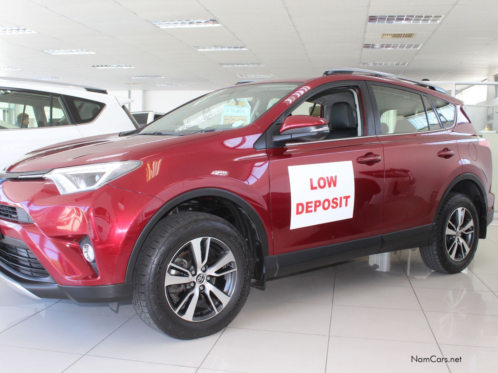 2018 Toyota Rav4 photo 2