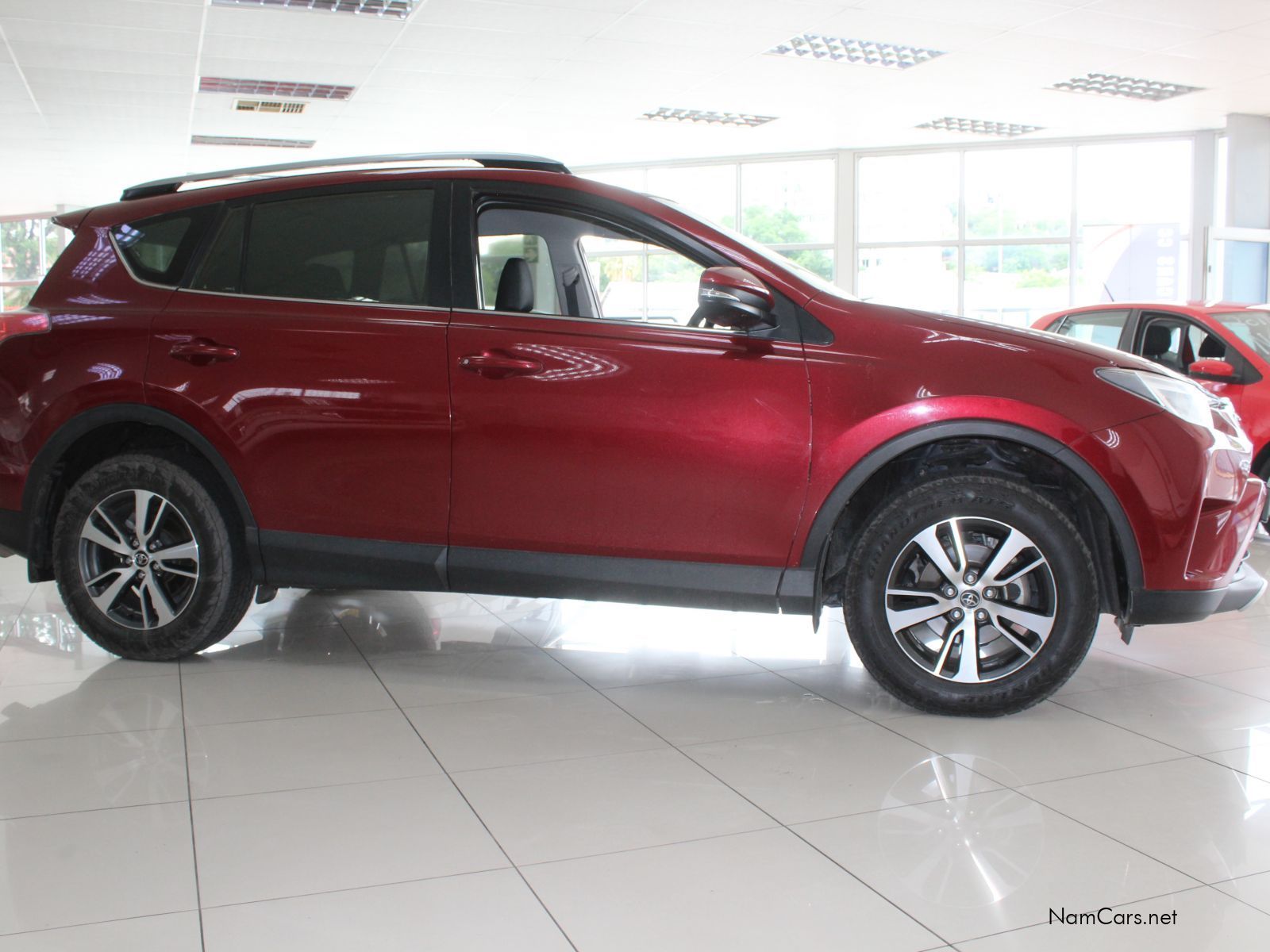 2018 Toyota Rav4 photo 6