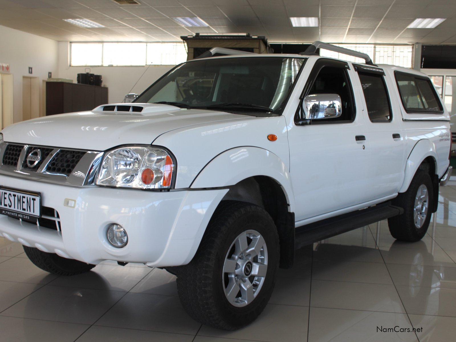 2020 Nissan NP300 photo 2