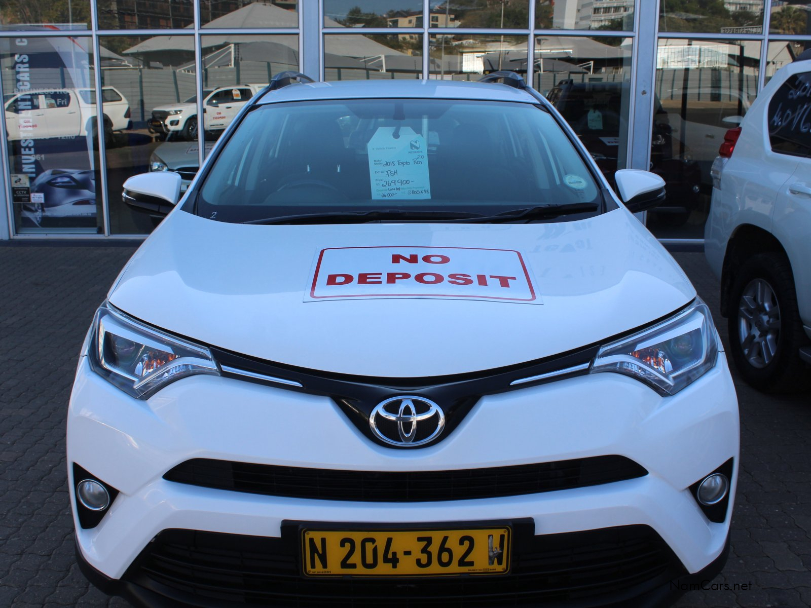 2018 Toyota Rav4 photo 2