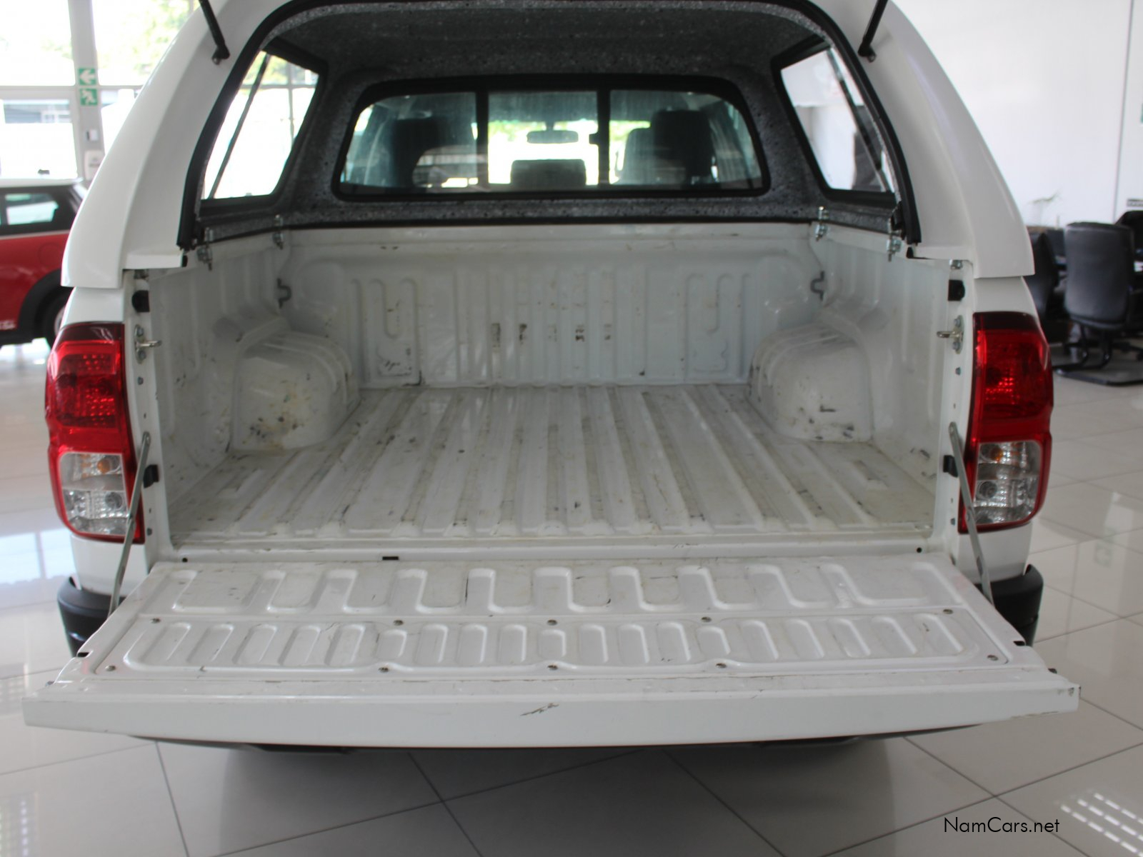 2025 Toyota Hilux photo 15