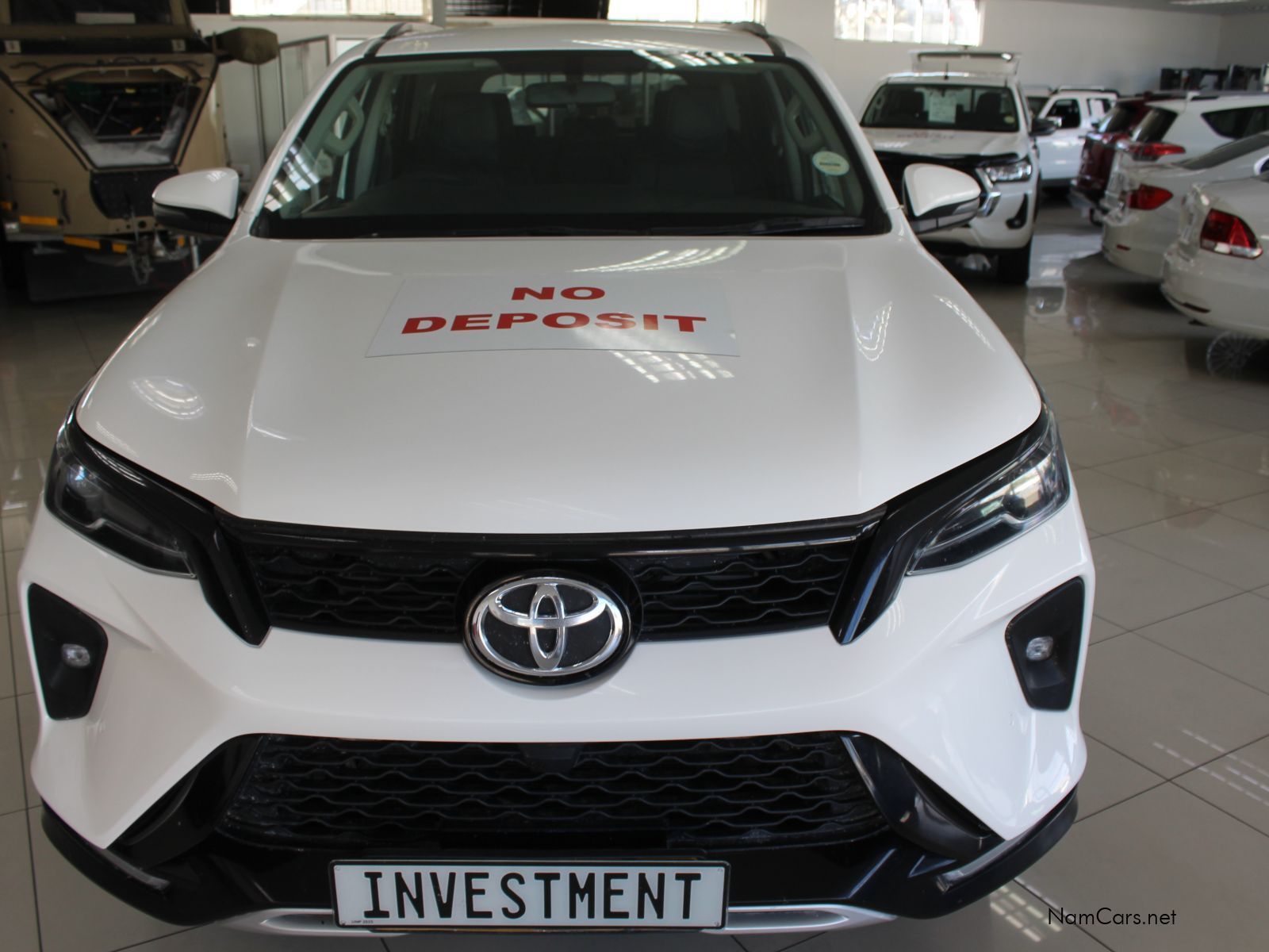 2025 Toyota Fortuner photo 2