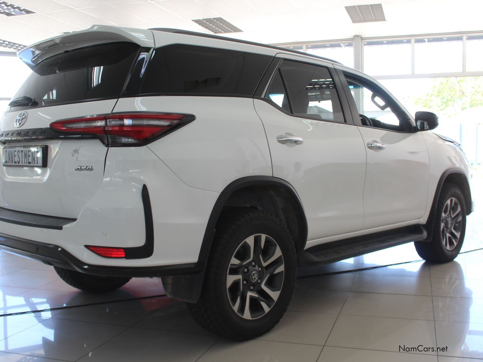 2025 Toyota Fortuner photo 8