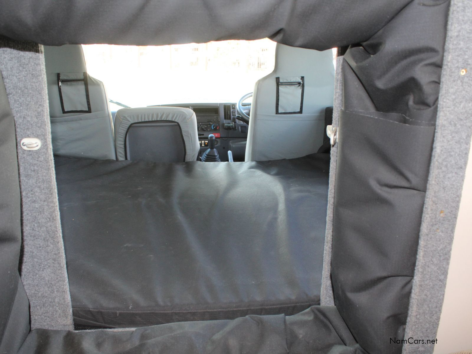 0 Isuzu N Series photo 12