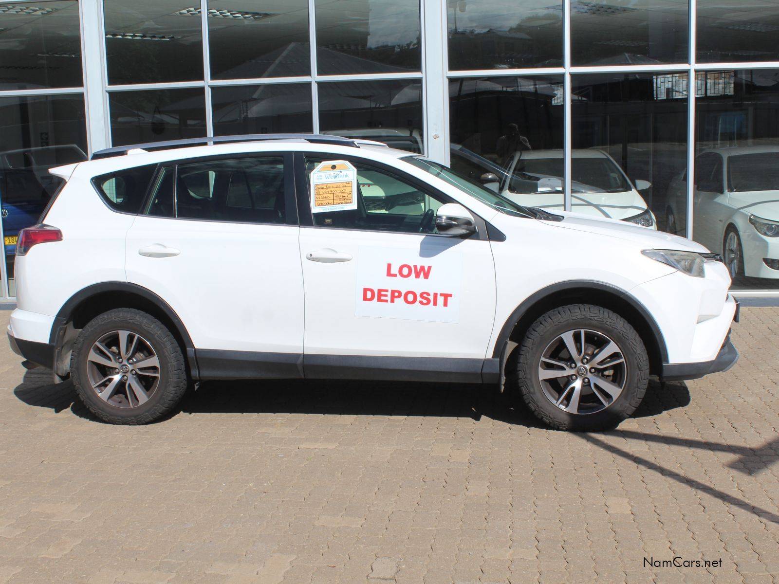 2018 Toyota Rav4 photo 1