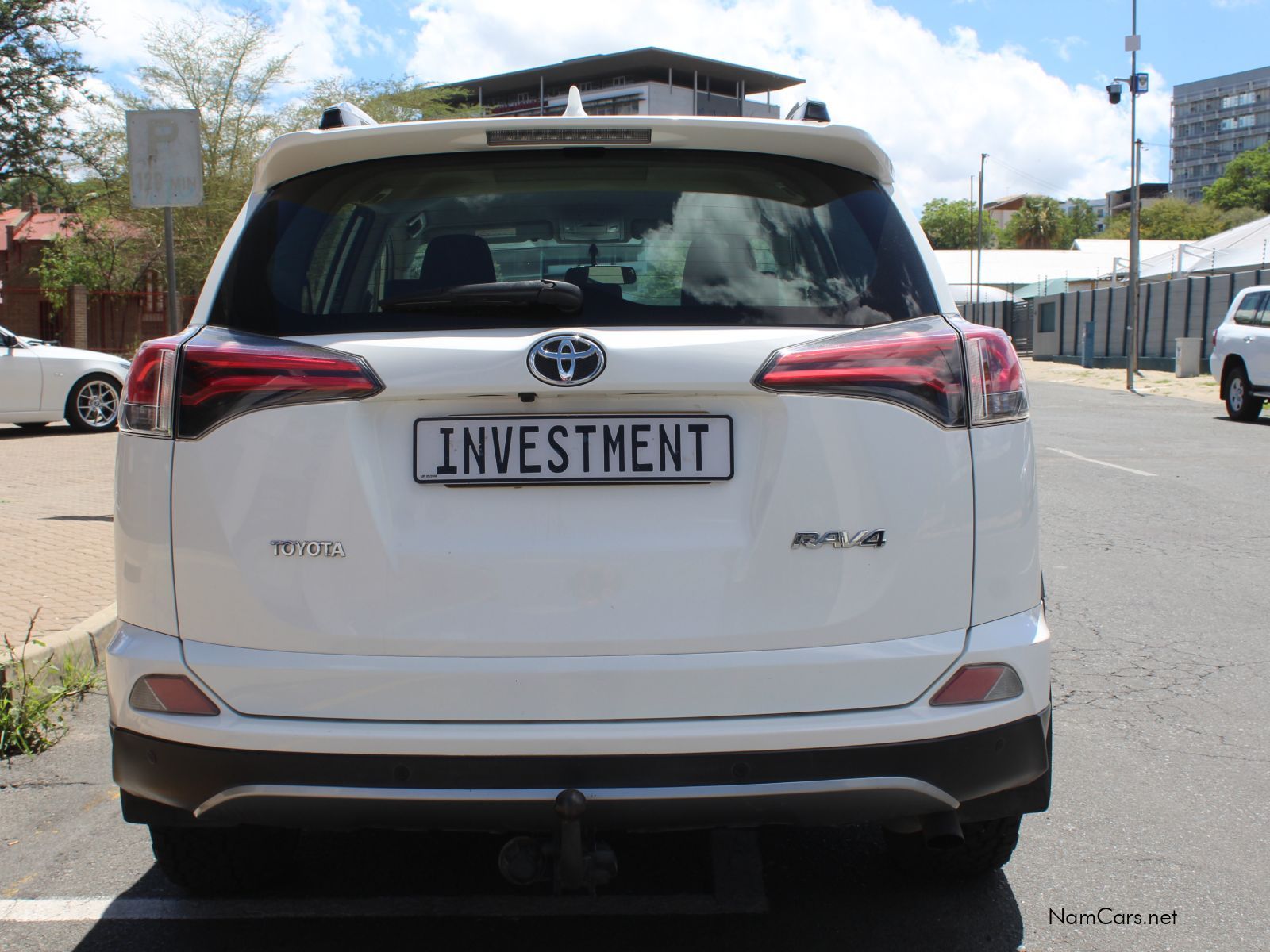 2018 Toyota Rav4 photo 8