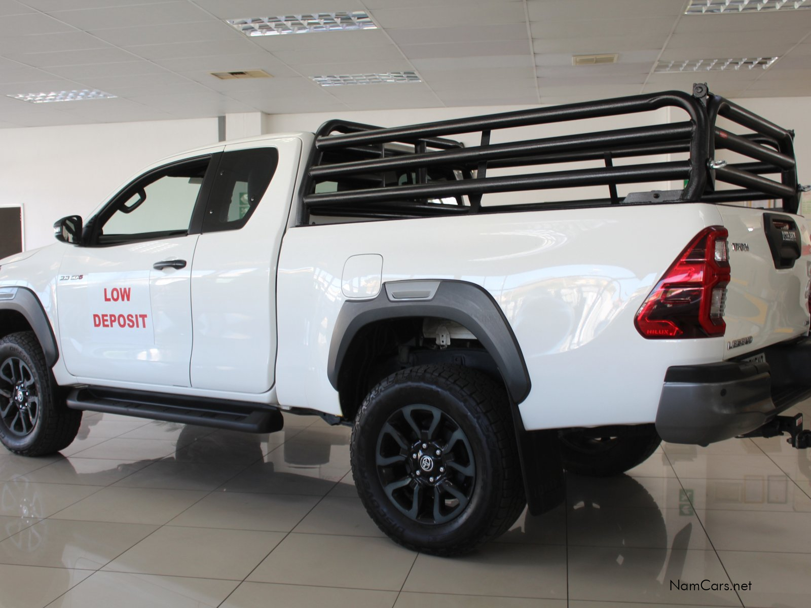 2023 Toyota Hilux photo 6